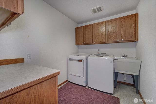 3029 Pickering Avenue NE, Bremerton, WA 98310