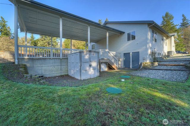 3029 Pickering Avenue NE, Bremerton, WA 98310