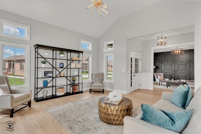 8855 Milwaukee Breakwater Drive, Frankfort, IL 60423