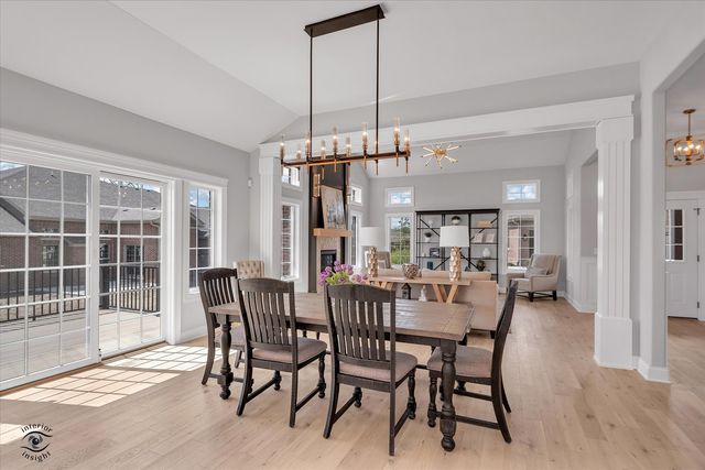 8855 Milwaukee Breakwater Drive, Frankfort, IL 60423