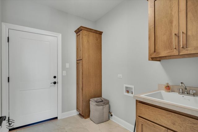 8855 Milwaukee Breakwater Drive, Frankfort, IL 60423