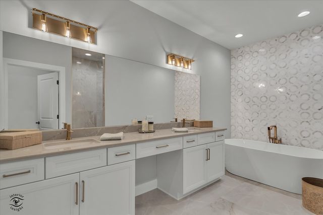 8855 Milwaukee Breakwater Drive, Frankfort, IL 60423