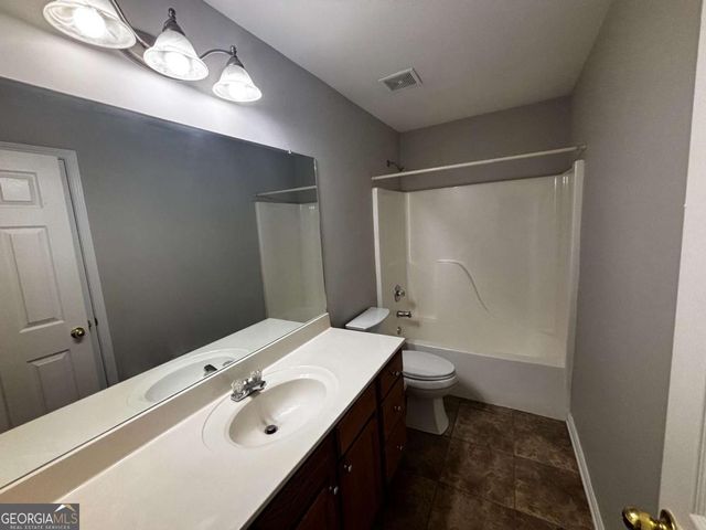 104 ROSE COTTAGE Lane, Woodstock, GA 30189