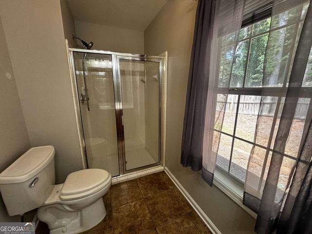 104 ROSE COTTAGE Lane, Woodstock, GA 30189