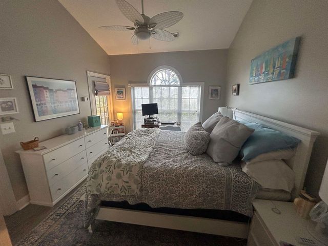 4211 Hibiscus Dr Apt 303, Little River, SC 29566