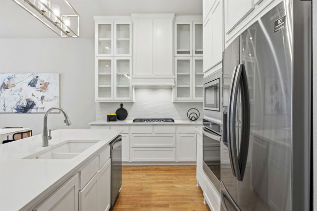 625 N Tyler Street 402, Dallas, TX 75208