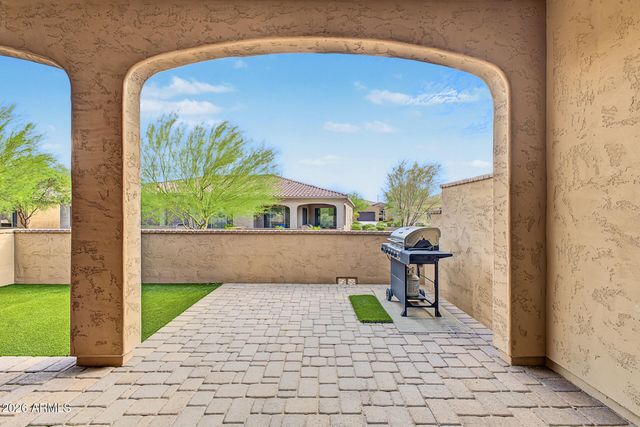 16827 W CATALINA Drive, Goodyear, AZ 85395