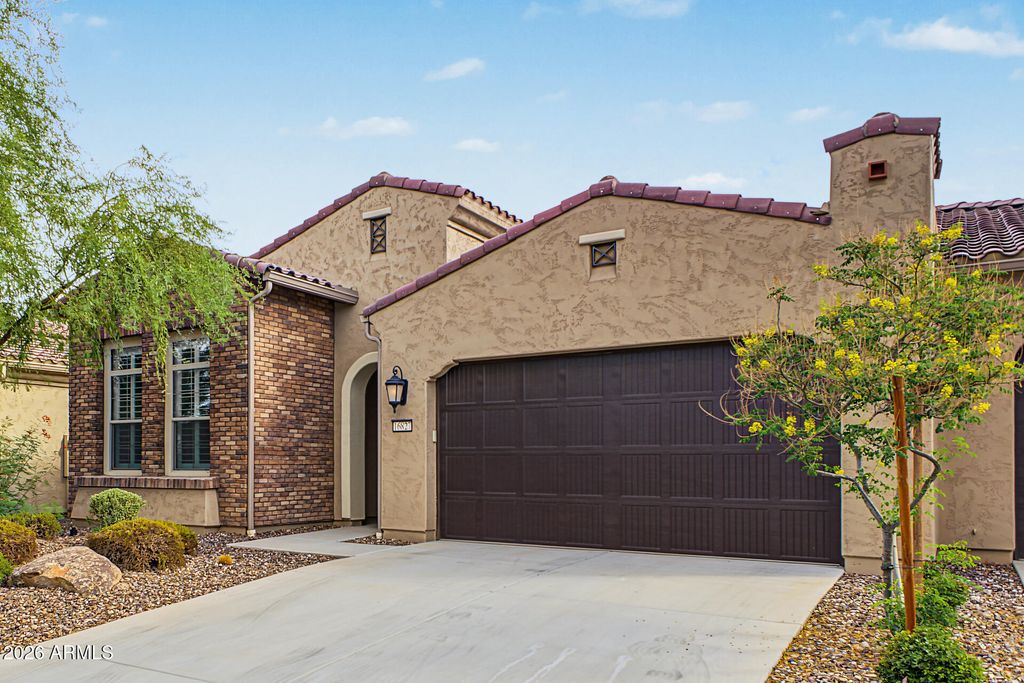 16827 W CATALINA Drive, Goodyear, AZ 85395 — photo 3