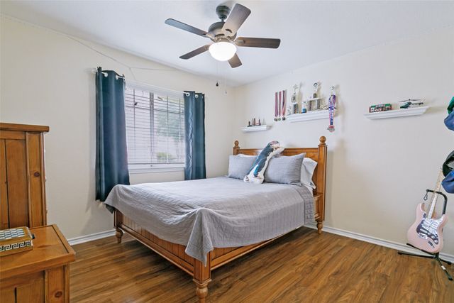 5217 Shadow Glen Drive, Grapevine, TX 76051