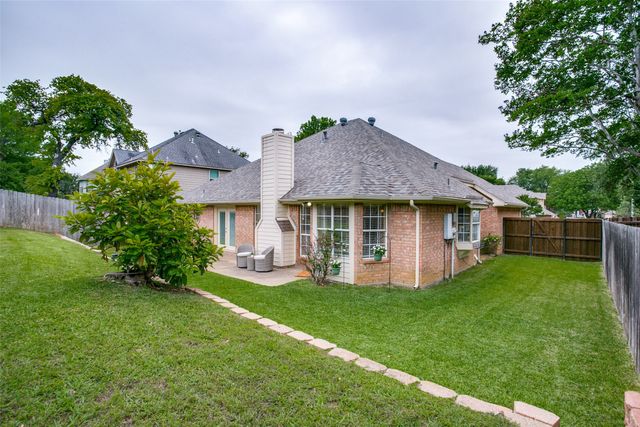 5217 Shadow Glen Drive, Grapevine, TX 76051