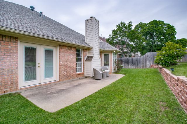 5217 Shadow Glen Drive, Grapevine, TX 76051