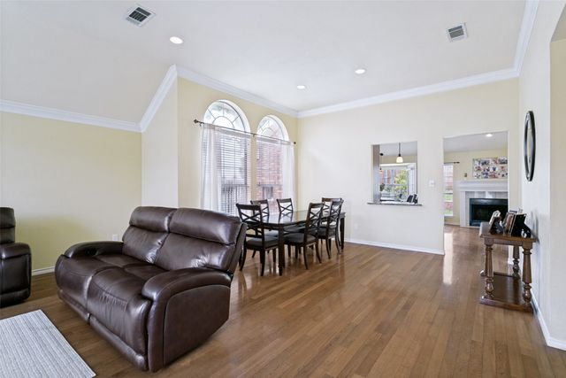 5217 Shadow Glen Drive, Grapevine, TX 76051