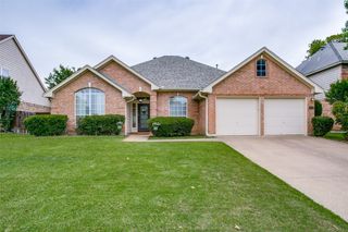 5217 Shadow Glen Drive, Grapevine, TX 76051