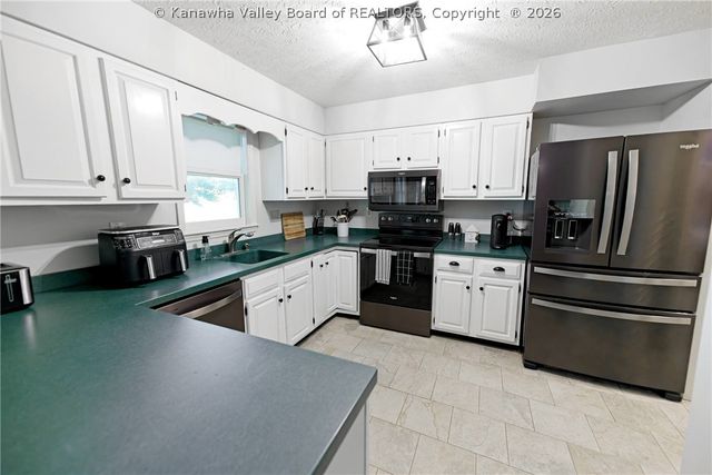 378 Big Bend Road, Barboursville, WV 25504