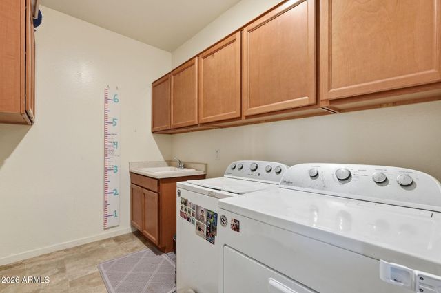 36427 N TAHANTA Trail, San Tan Valley, AZ 85140