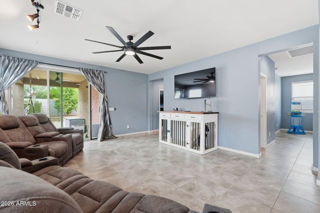 36427 N TAHANTA Trail, San Tan Valley, AZ 85140