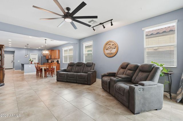 36427 N TAHANTA Trail, San Tan Valley, AZ 85140