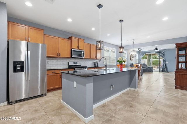 36427 N TAHANTA Trail, San Tan Valley, AZ 85140