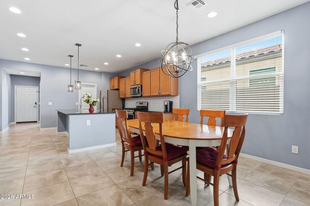 36427 N TAHANTA Trail, San Tan Valley, AZ 85140