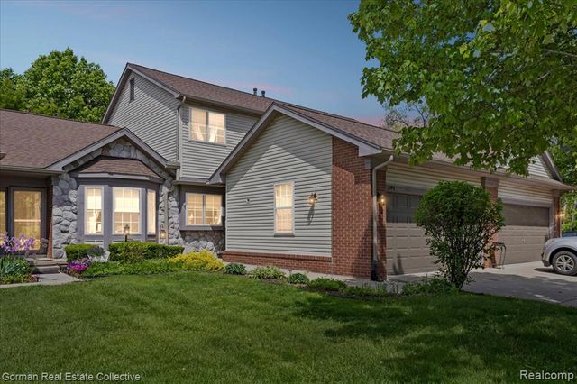 3146 Brookside Drive, Waterford, MI 48328