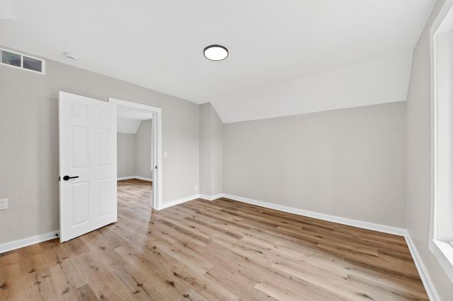 2218 Irving Avenue N, Minneapolis, MN 55411