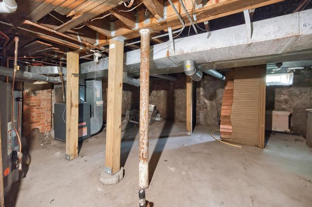 2218 Irving Avenue N, Minneapolis, MN 55411