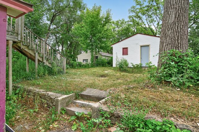 2218 Irving Avenue N, Minneapolis, MN 55411