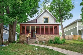 2218 Irving Avenue N, Minneapolis, MN 55411