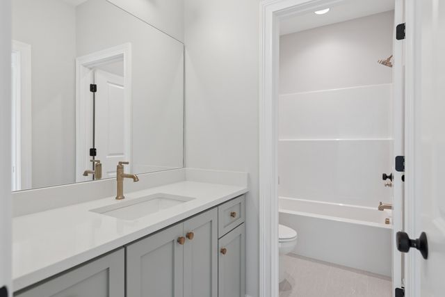 4015 Forestside Dr, Franklin, TN 37064