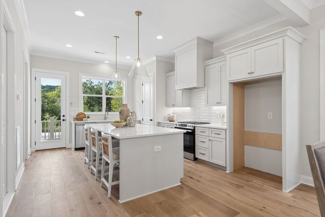 4015 Forestside Dr, Franklin, TN 37064