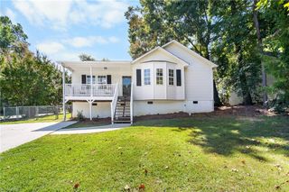 4 Oak Ridge Drive, Thomasville, NC 27360