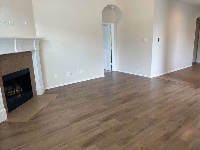 1013 Camp Verde Drive, Forney, TX 75126