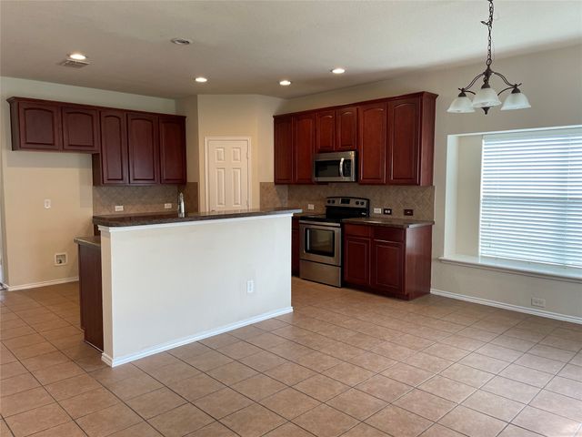 1013 Camp Verde Drive, Forney, TX 75126