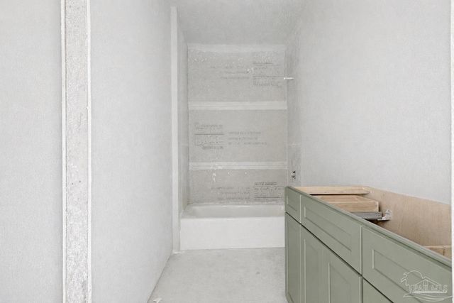 5015 Timber Ridge Dr, Pace, FL 32571