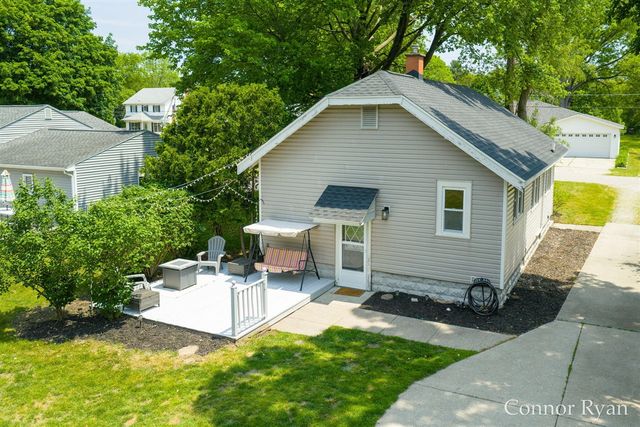 6145 Idaho Avenue, Belmont, MI 49306