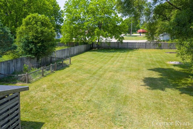 6145 Idaho Avenue, Belmont, MI 49306