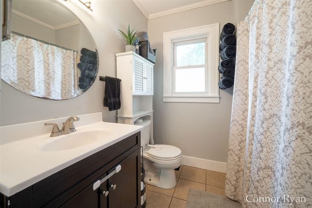 6145 Idaho Avenue, Belmont, MI 49306