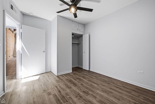 1742 N Mozart Street, Chicago, IL 60647