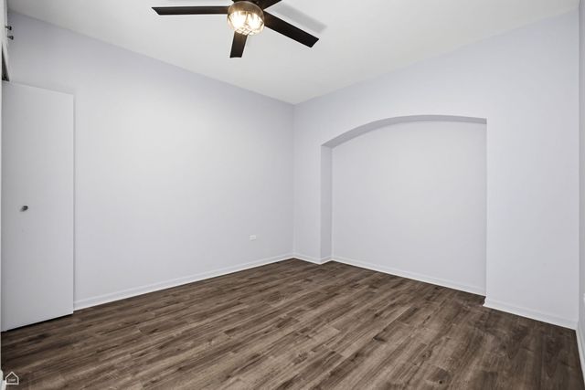 1742 N Mozart Street, Chicago, IL 60647