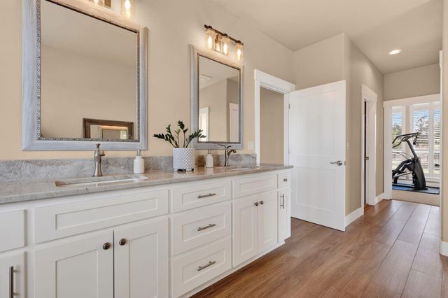 66355 Barr Road, Bend, OR 97703