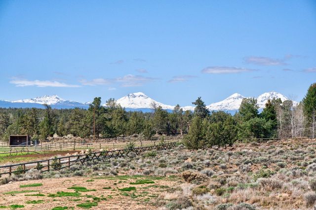 66355 Barr Road, Bend, OR 97703