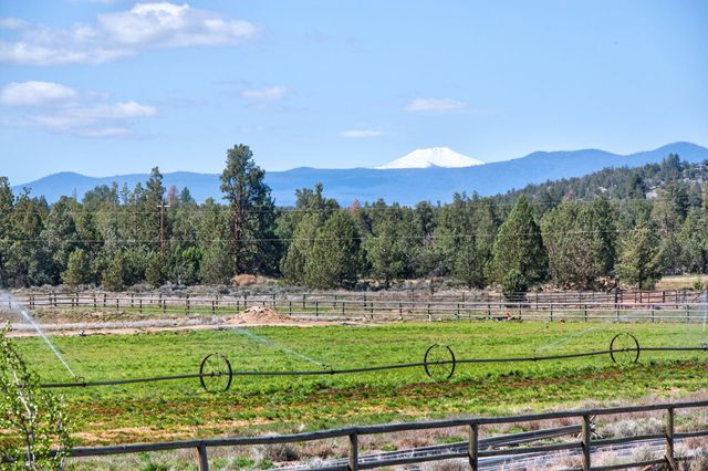 66355 Barr Road, Bend, OR 97703