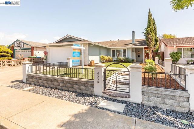 4339 Queensboro Way, Union City, CA 94587