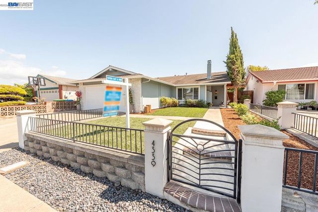 4339 Queensboro Way, Union City, CA 94587