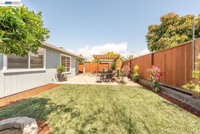 4339 Queensboro Way, Union City, CA 94587
