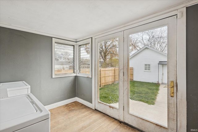 1002 Alabama Street, Mishawaka, IN 46544