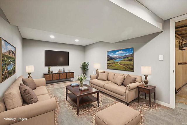 1002 Alabama Street, Mishawaka, IN 46544