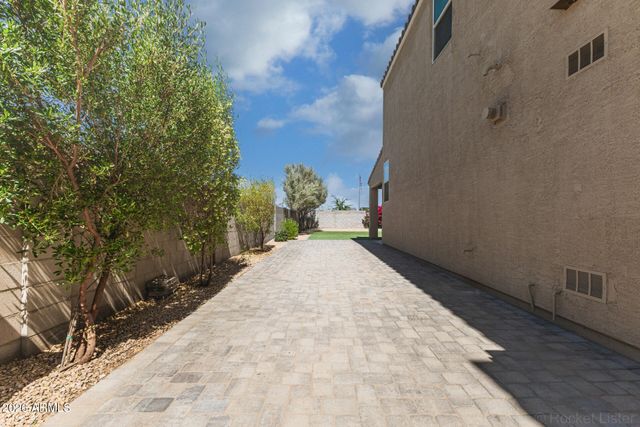 3932 E FRENCH TROTTER Street, San Tan Valley, AZ 85140