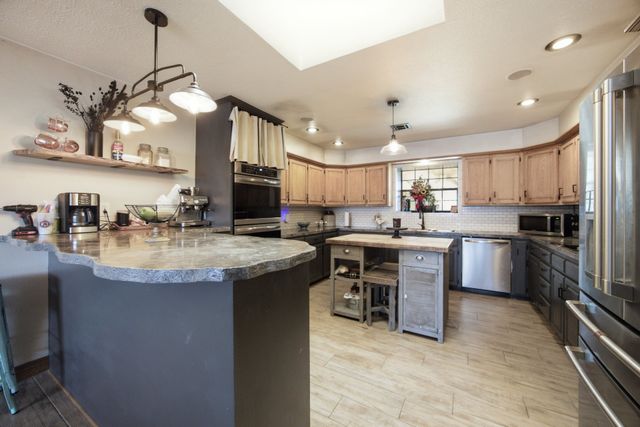 2225 W Chambers Road, Mcalester, OK 74501