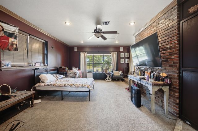 2225 W Chambers Road, Mcalester, OK 74501